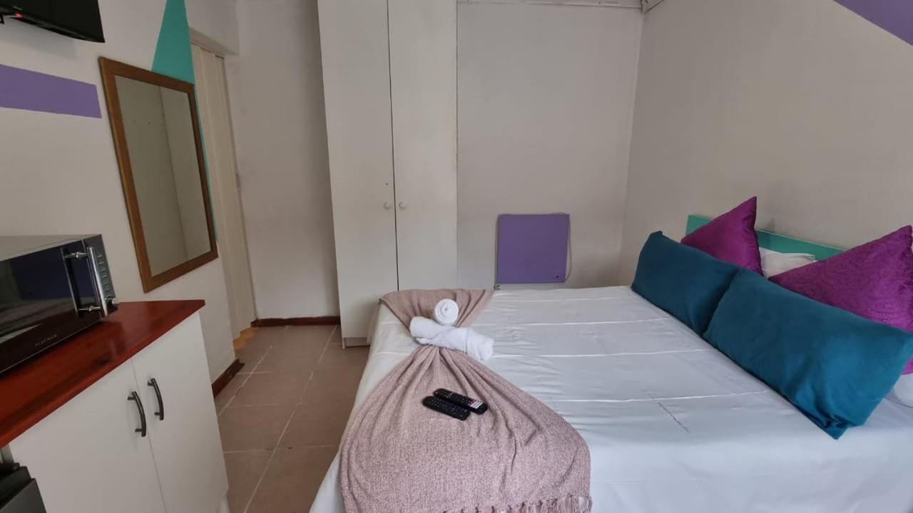 Epic Den Lodge Phuthaditjhaba Exterior foto